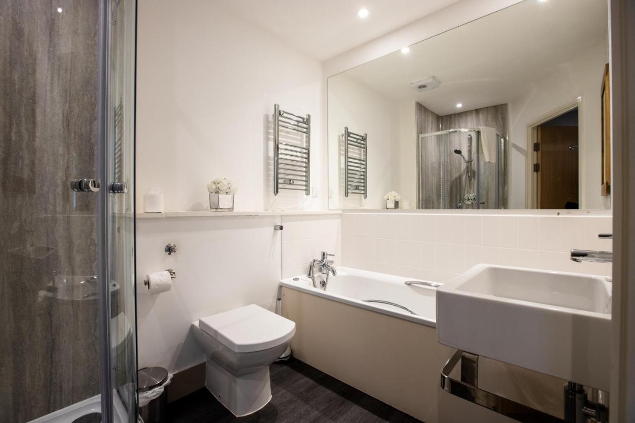Urban Living'S - The Wren Beautiful City Centre Apartment With Parking Oxford Bagian luar foto